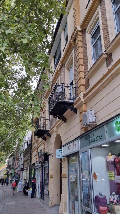 Apartment Kiki Novi Sad Exterior foto
