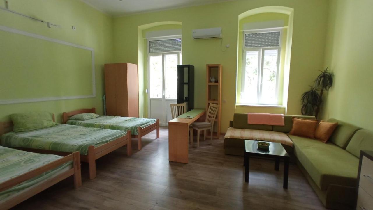 Apartment Kiki Novi Sad Exterior foto